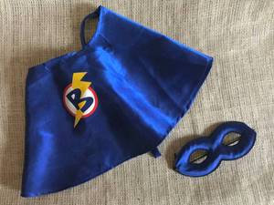 lot 2572 image: Build a Bear accessories (cape and mask)