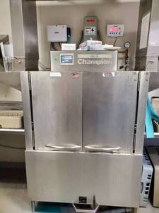 lot 16498 image: Champion 44 Pro Conveyor Dishwasher 240V 3-phase Fully Functioning