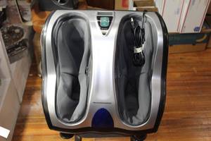 lot 2709 image: Dr. Fuji Foot Massager With Kneading and Vibrating Settings.