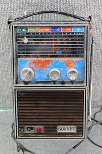 lot 2721 image: Vintage Radio Sonnet Model 181P AM FM CB Police Wideband
