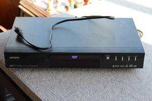 lot 2724 image: AV Electronics - Hitachi DVD Player DVD-P315