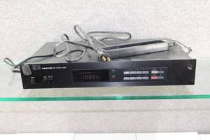 lot 2728 image: AV Electronics - Proton 440 Stereo Tuner AMFM