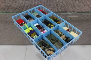 lot 2755 image: Lot of 12 Assorted Matchbox Cars