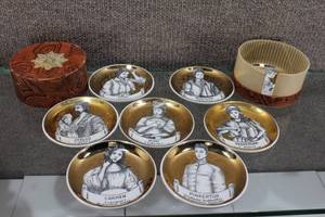 lot 2785 image: Fornasctti-Milano Bonwit Teller Character Plates