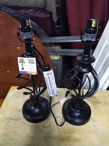 lot 5232 image: Black Modern Lamps