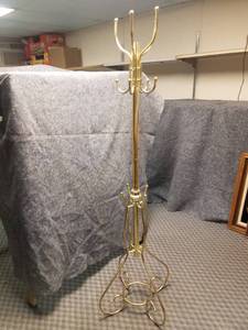 lot 14097 image: Metal Coat Rack