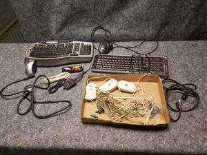 lot 14108 image: Mixed PC Accessories and Cords