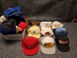 lot 14116 image: Large Lot of Ball Caps