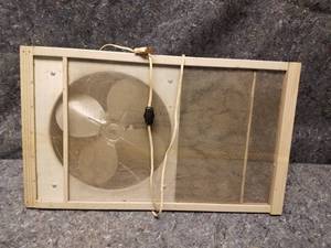 lot 14139 image: Vintage Screened Window Insert with Fan