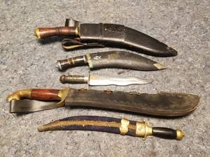 lot 14169 image: Indian and Pakistani Knives