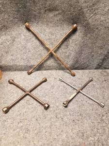 lot 14207 image: 4 Way Tire Iron Lot of 3