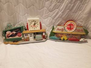 lot 14211 image: Pair of Vintage Coca-Cola Clocks #2