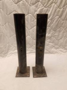 lot 14215 image: Metal Tubes with Square Bases