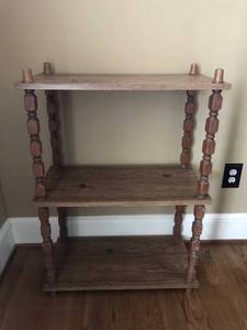 lot 2885 image: Three tier Shelf