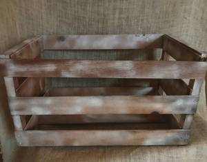 lot 2888 image: Large Peaches Records Crate