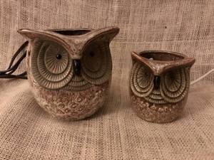 lot 2897 image: Set of Owl nightlights