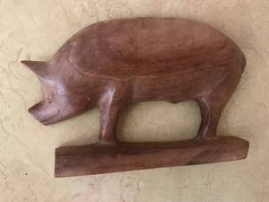 lot 2962 image: Country Wood Pig Wall Decor