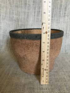 lot 2966 image: Ceramic Planter