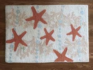 lot 2969 image: Starfish non skid rug