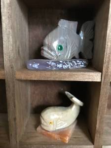 lot 2971 image: Carved stoneonyx miniaturescollectibles--fish and whale