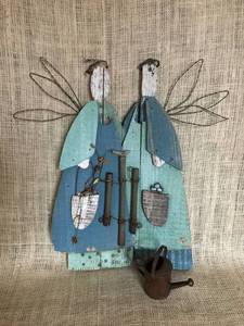 lot 2976 image: Garden Angels with mini water bucket