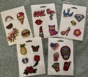 lot 3019 image: Large assortment of funcolorful patches