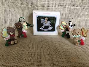 lot 3021 image: Hallmark Keepsake Ornaments--Babys Christmas (1994 to 97)