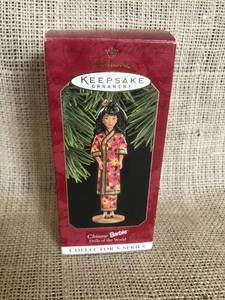 lot 3022 image: Hallmark Keepsake Ornament--Chinese Barbie Dolls of the World