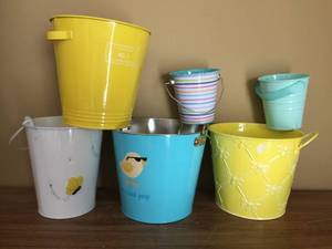 lot 3045 image: Tin Buckets