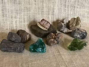 lot 3058 image: Rock and Crystal Collection