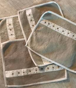 lot 3063 image: Pier One Jute Placemats (set of 4)