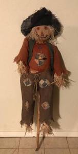 lot 3070 image: 5ft Scarecrow