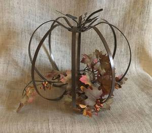 lot 3071 image: Metal folding pumpkin