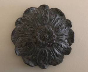 lot 3074 image: 7 decorative ceramic wall medallion