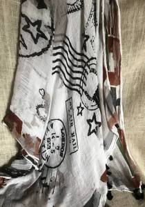 lot 3079 image: Large ScarfWrap