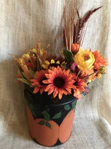 lot 3105 image: Painted pumpkin popcorn tin and lots of floral