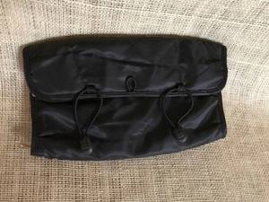 lot 3128 image: Jewelry Carry Case