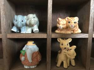 lot 3151 image: Adorable animal miniatures