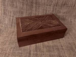 lot 3153 image: Wood Jewelry Box
