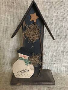 lot 3163 image: Snowman Collector wood holiday decor
