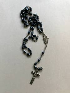 lot 1020 image: Rosary Beads