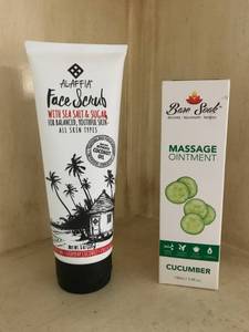 lot 1021 image: Organic face scrub and massage oil