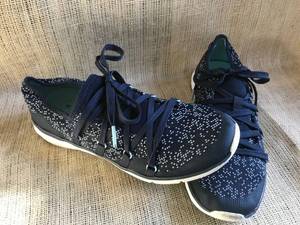 lot 1024 image: Dr Scholls Tennis Shoes