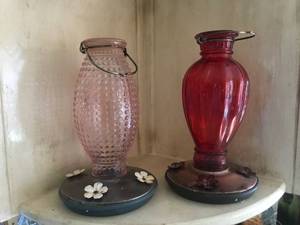 lot 1046 image: Hummingbird Feeders