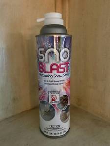 lot 1071 image: Snow Blast Decorating Spray