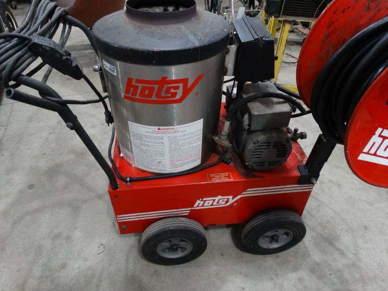Hotsy 555SS diesel steam cleaner/power washer w/ hose reel Works Good! Auction Ict Haven, Ks