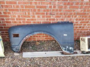 lot 3014 image: 1970 OEM Chevrolet Pickup L.H. Fender