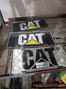 lot 3029 image: 3- Cat License Plate