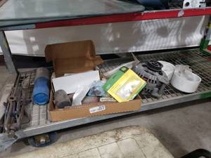 lot 3030 image: All Misc Items on Bottom Shelf