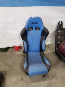 lot 3034 image: New  Racing Seat